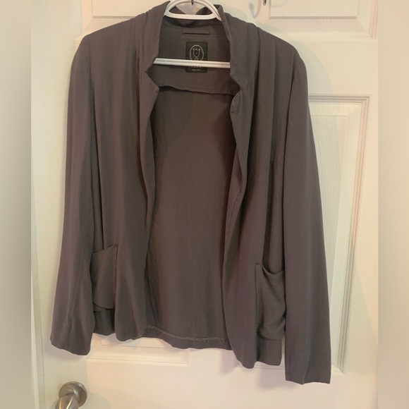 Aritzia Talula Kent Blazer Jacket Open Front Lightweight Drapey Gray Sz 4 Woman - Picture 3 of 5